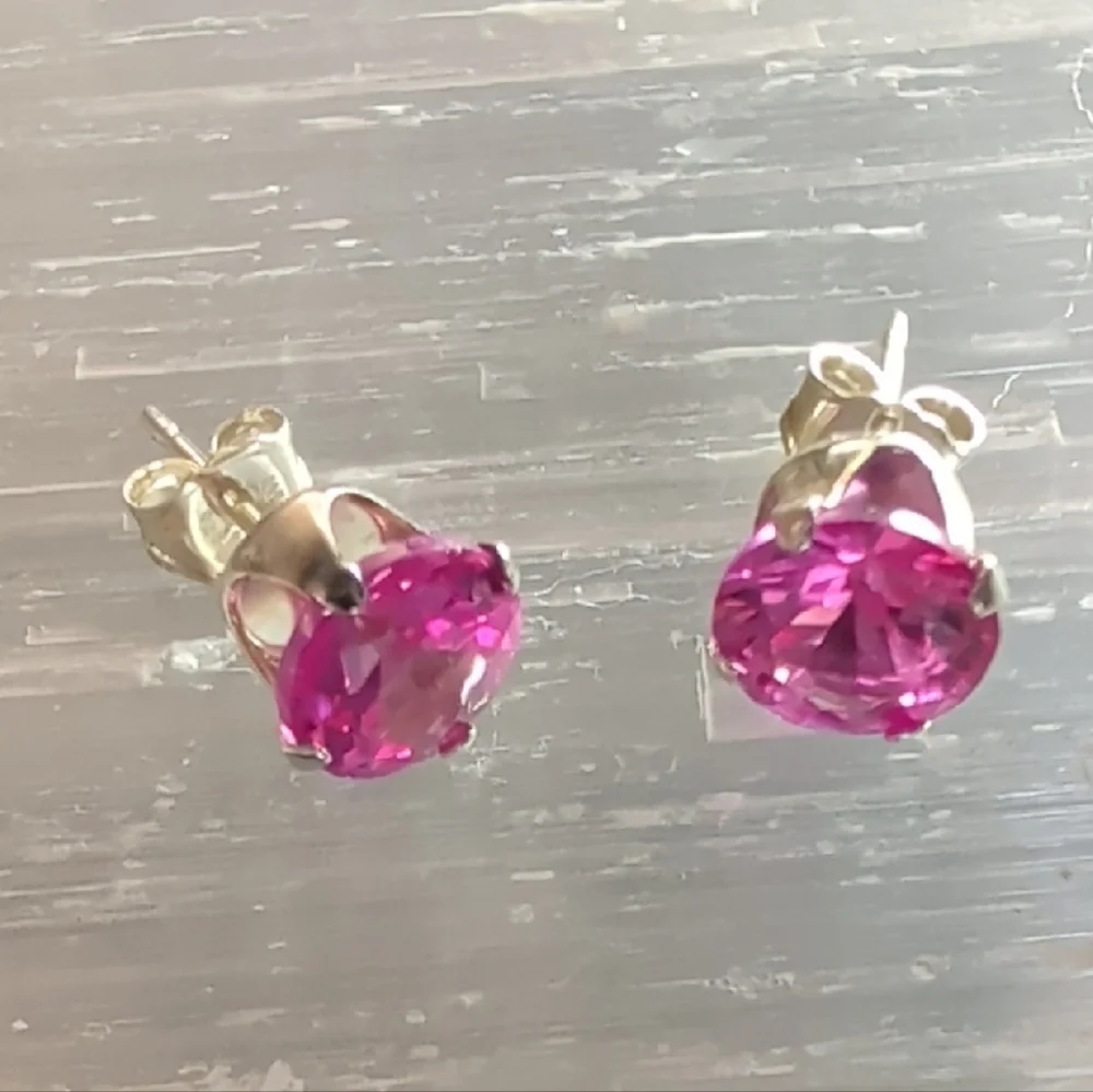 π Genuine Pink Sapphire Sterling Silver Earrings Solitaire Pink Sapphire Stud - Picture 1 of 6